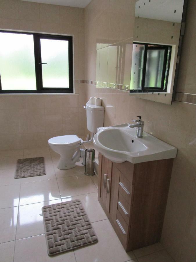 Cornerpark Lodge Newcastle Екстериор снимка